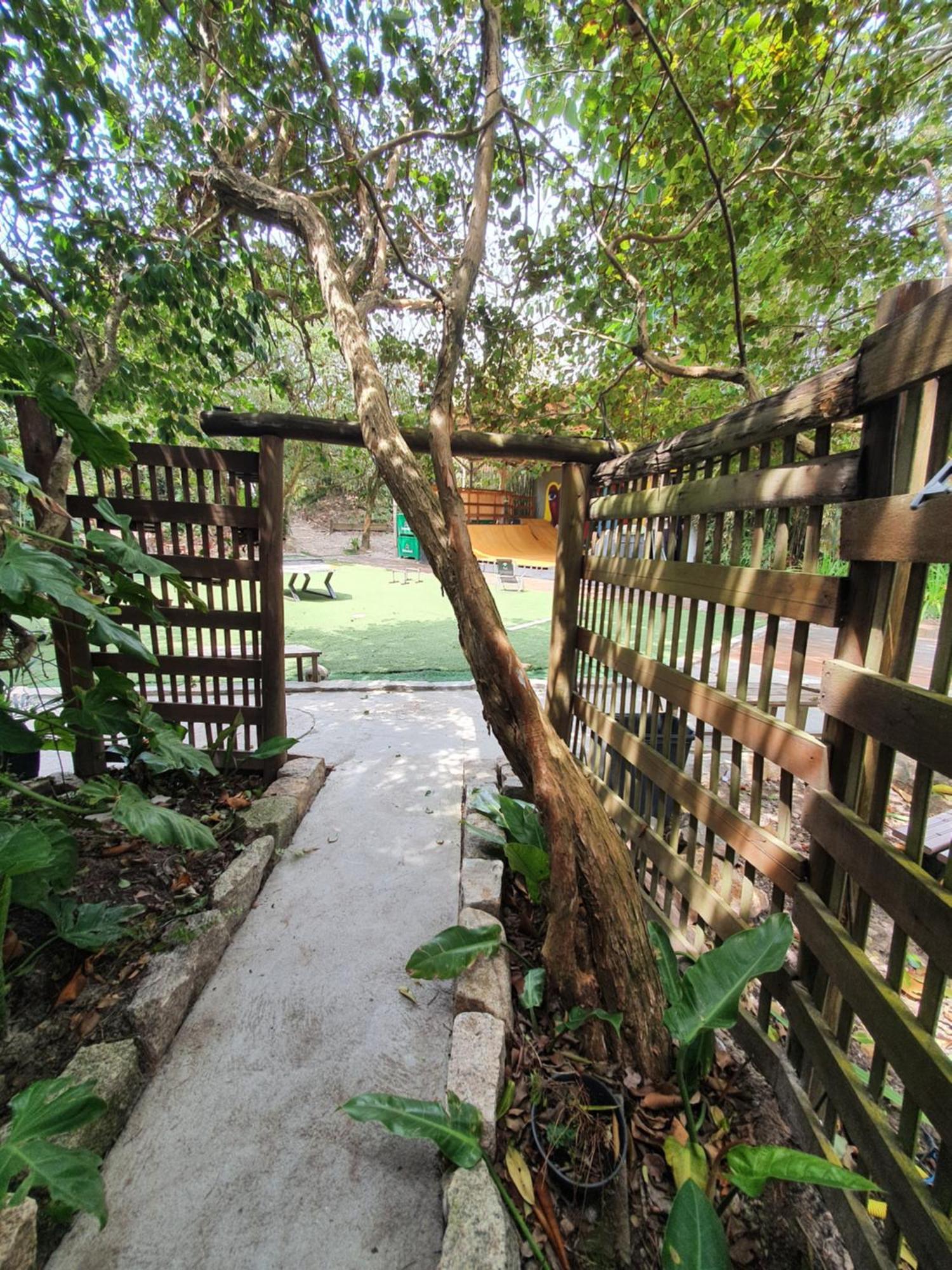 The Search House Hostel ฟลอเรียนอโปลิส ภายนอก รูปภาพ