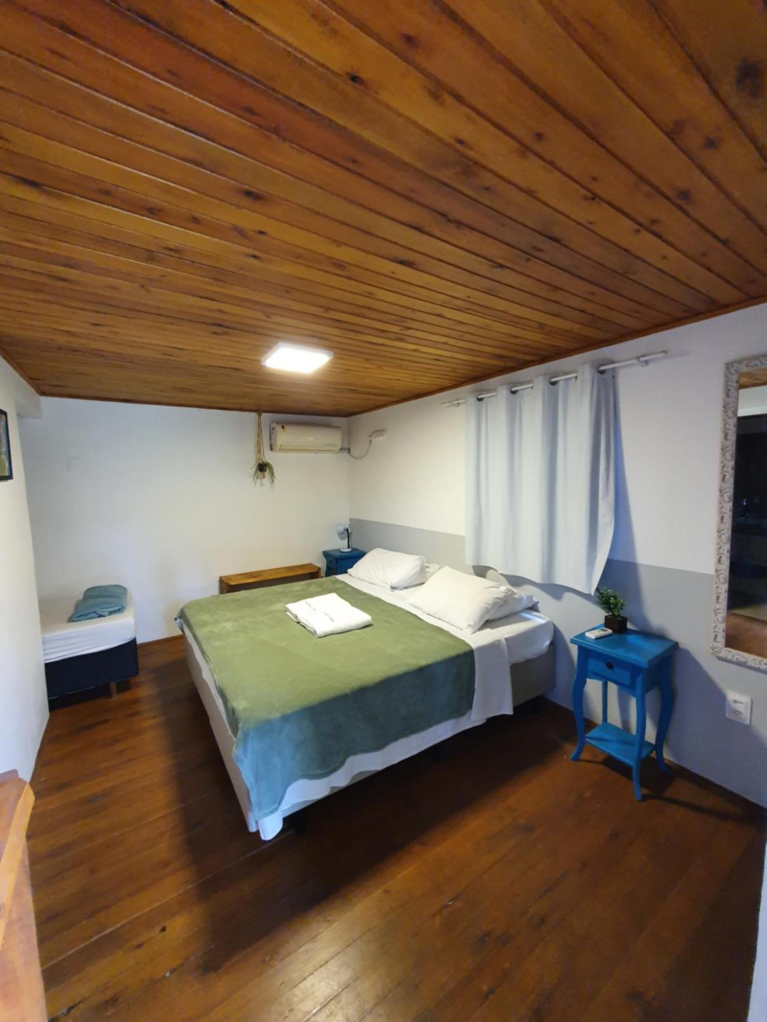 The Search House Hostel ฟลอเรียนอโปลิส ภายนอก รูปภาพ